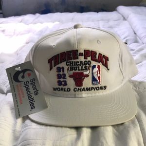 Vintage. New with tag Chicago bull first 3 peat white